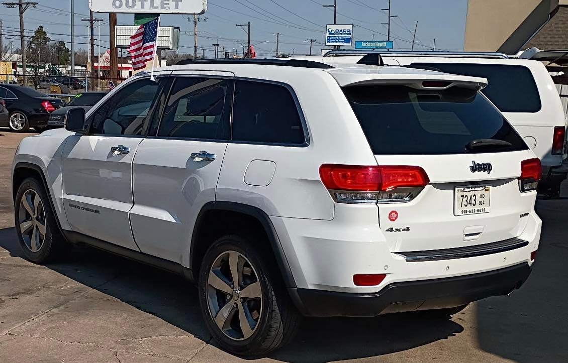 Car Image 3