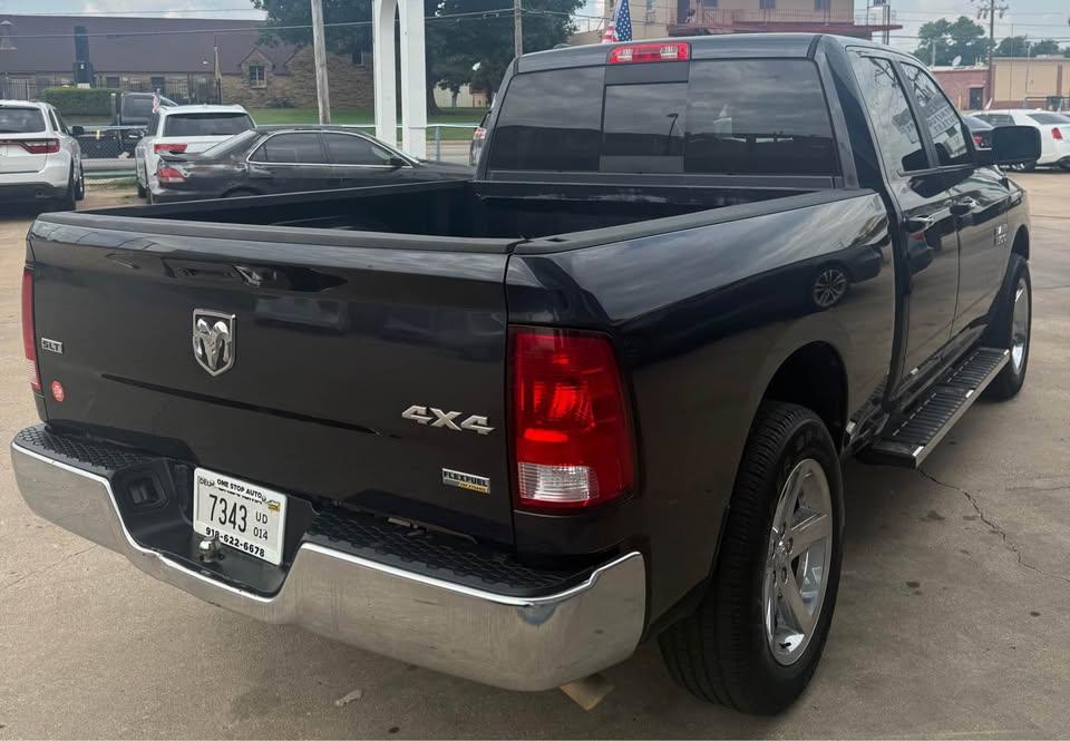 Car Image 9