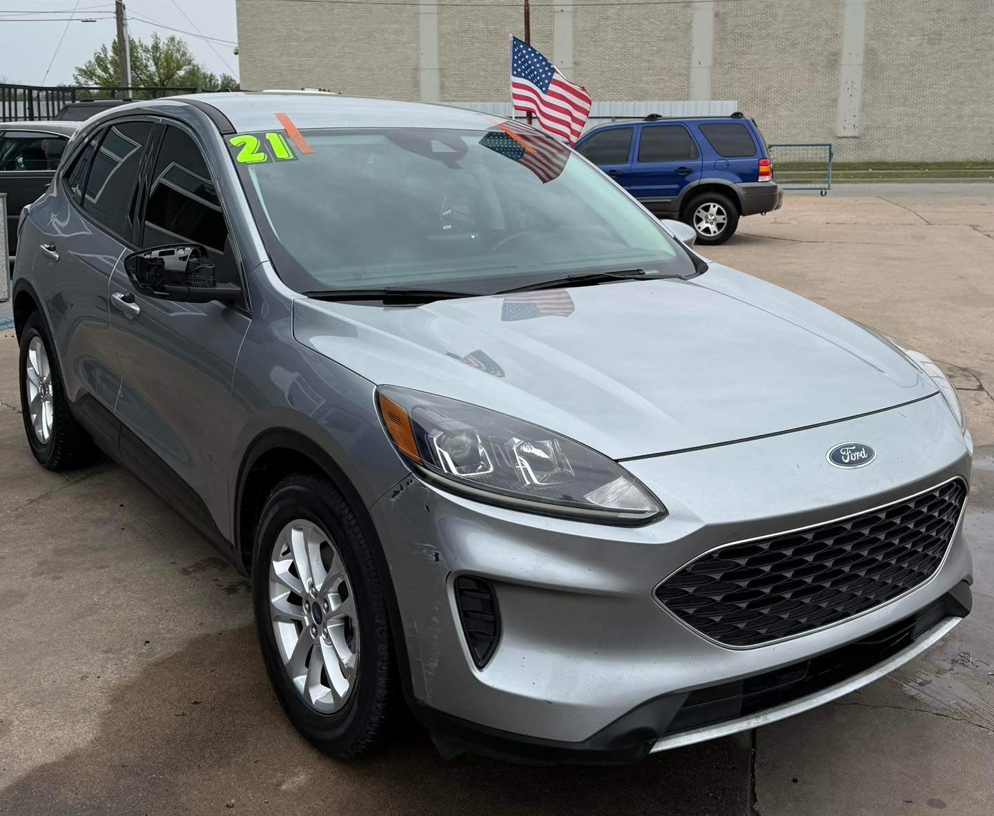 Car Image 12