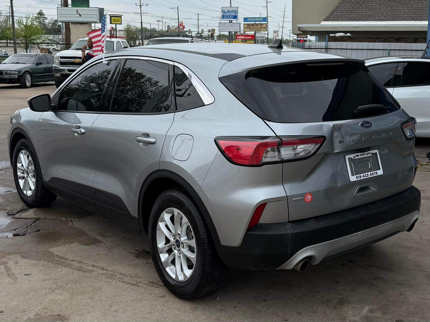Car Image 14