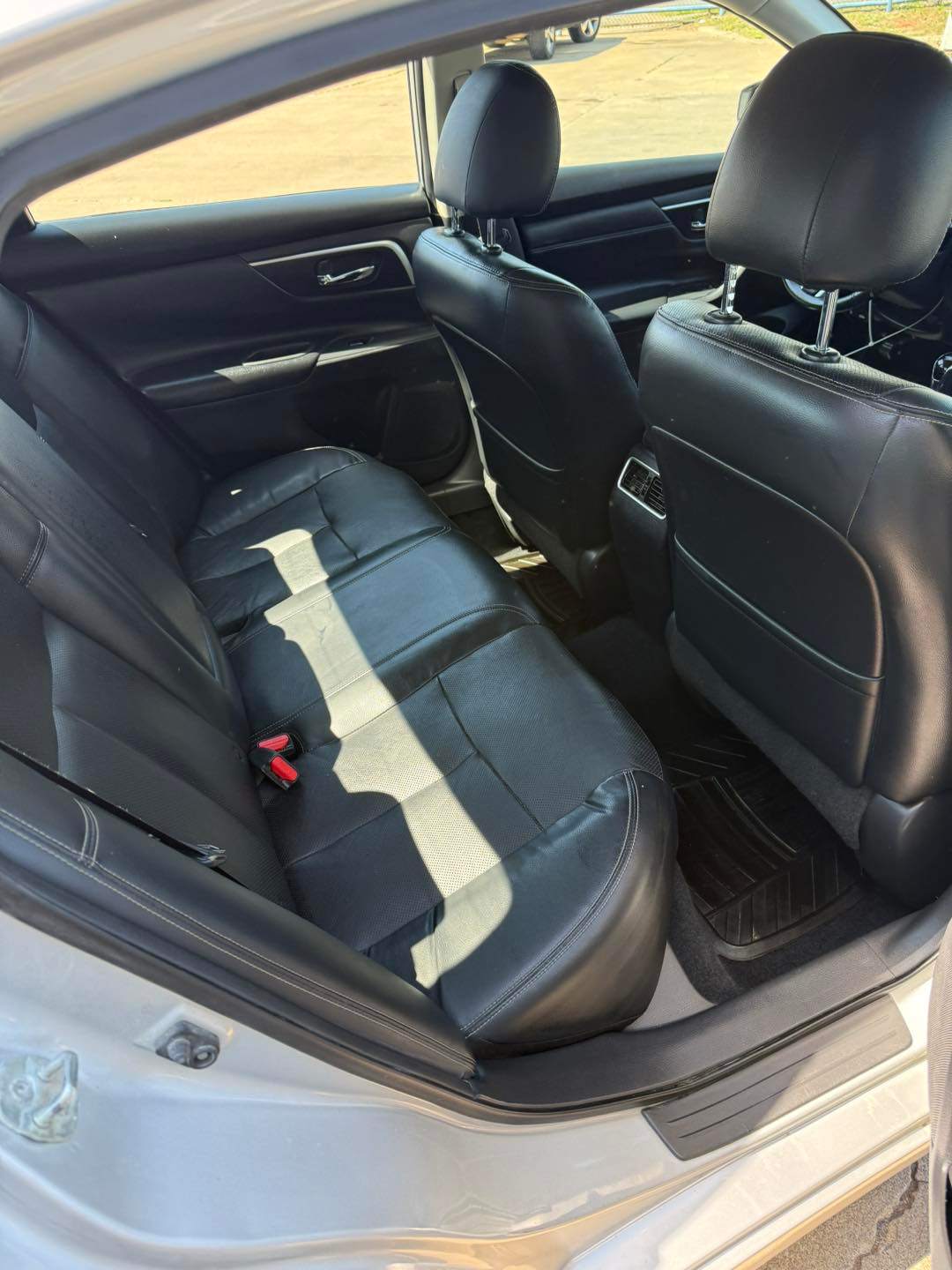Car Image 13