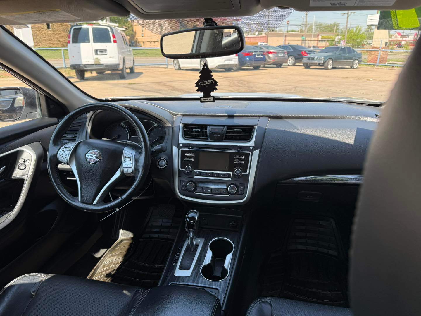 Car Image 6