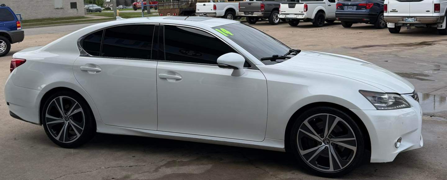 Car Image 12