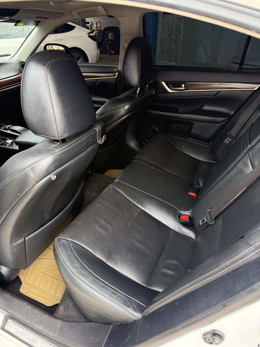 Car Image 10