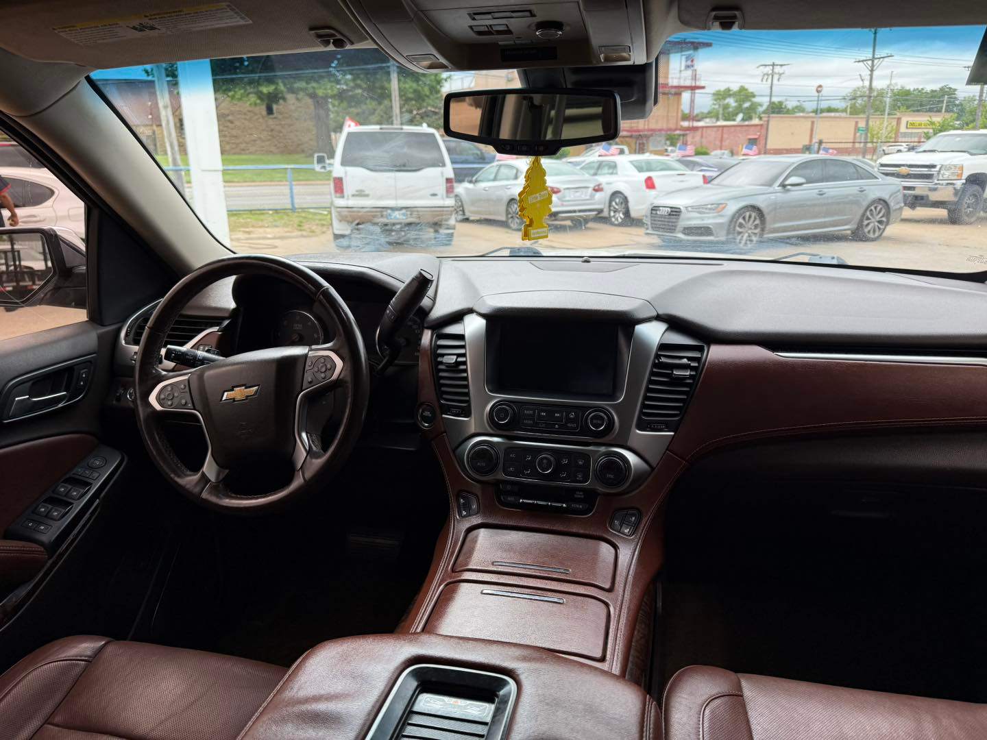 Car Image 10