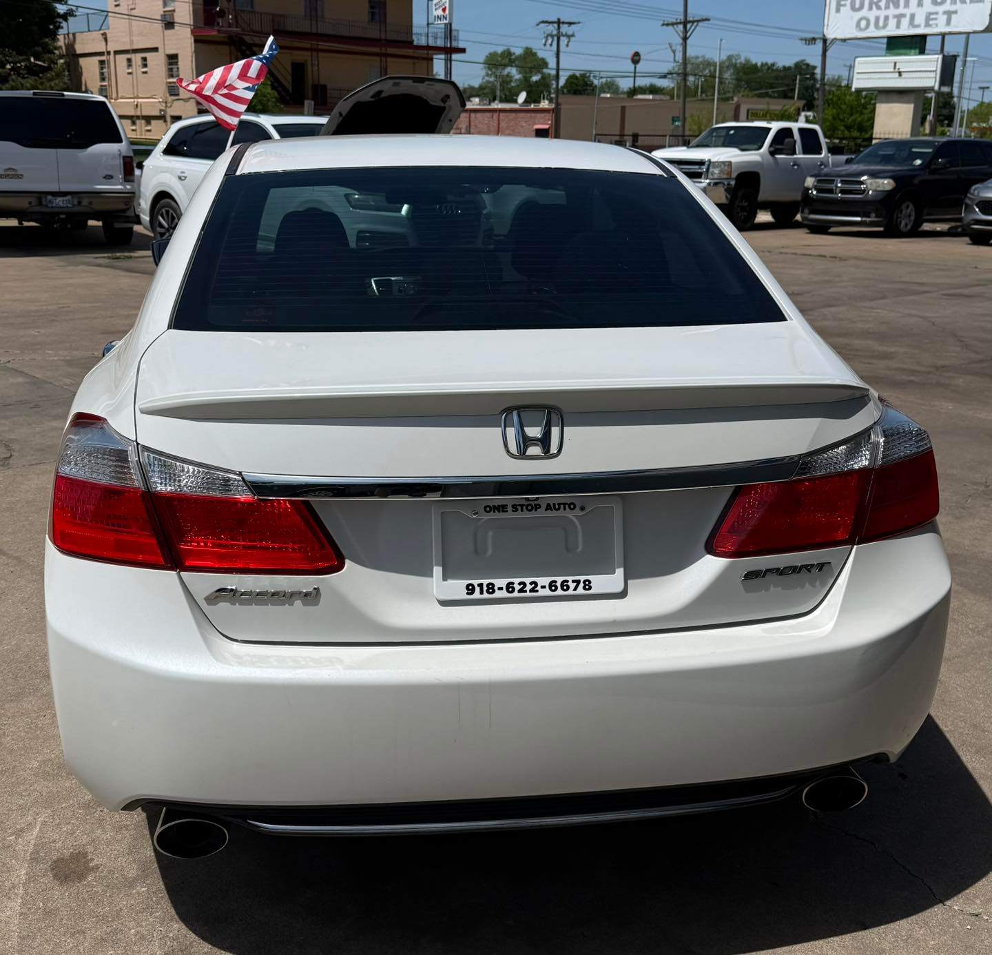 Car Image 8